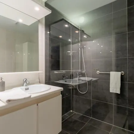 Zandloper Iii With Terrace By Interhome Apartament