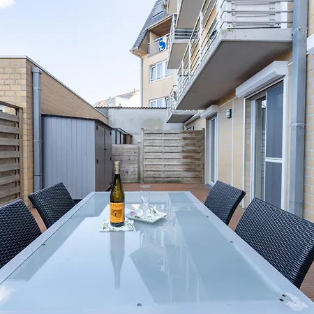 Zandloper Iii With Terrace By Interhome Apartament Bredene